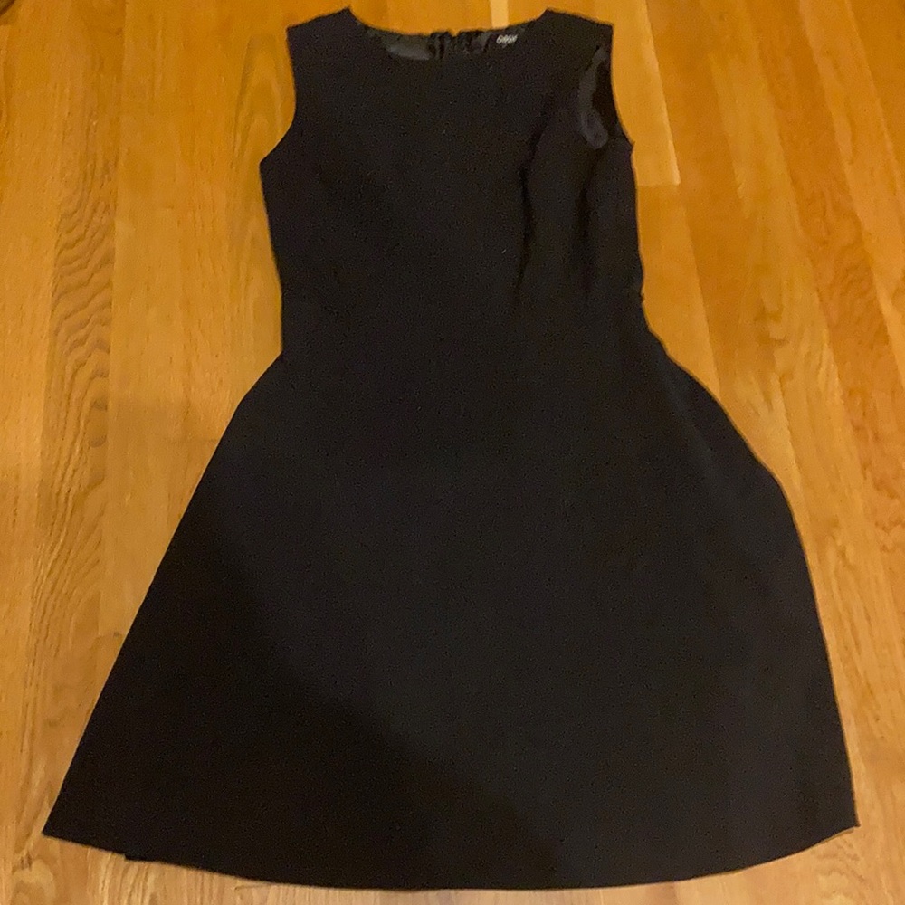 Beautiful black dress!